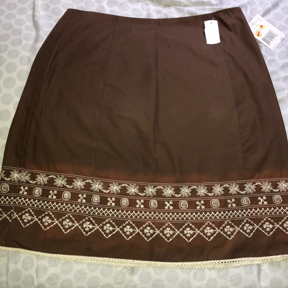 Liz Claiborne knee length skirt